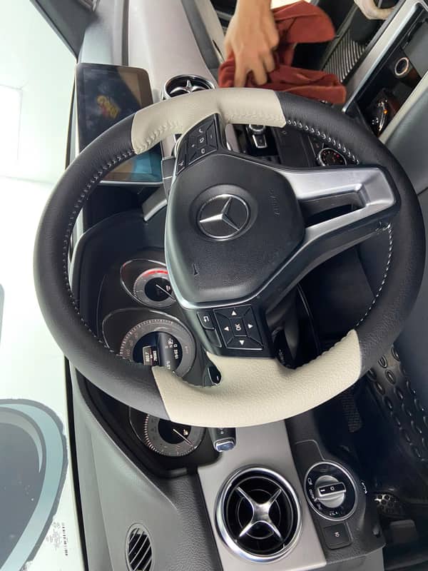 khâu da vô lăng mercedes da amg
